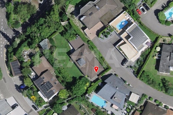 Bauland, 1'343 m², Bauzone W2A, Villen-Hanglage, unverbaubare Weitsicht, nahe A1 und Aarau 5