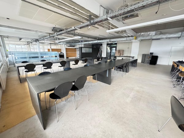 DAMMPARK: Grossraum Bürofläche beim Bahnhof Frick 13