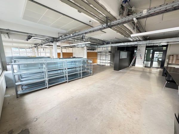 DAMMPARK: Grossraum Bürofläche beim Bahnhof Frick 5