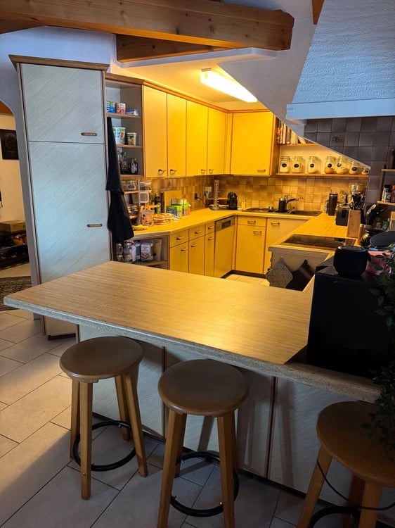 VIEL PLATZ IN IHREM NEUEN ZUHAUSE - Grosszügige 4.5-Zimmer-Maisonettewohnung zu vermieten. 3