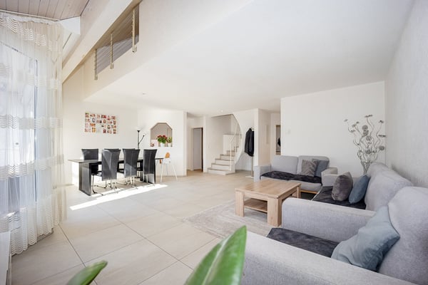 Attraktive 5,5-Zimmer-Dach-Maisonette-Eigentumswohnung in Mellingen