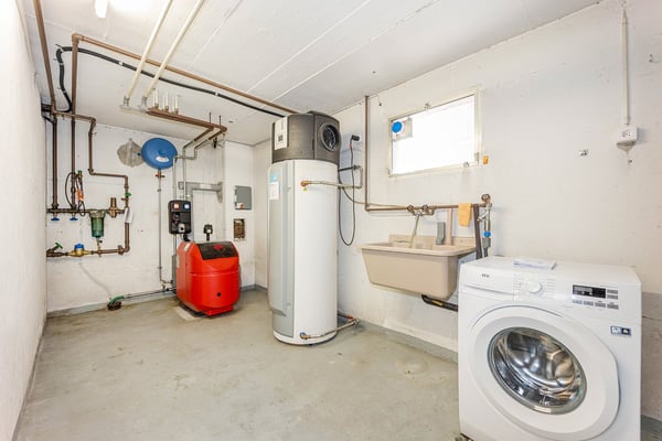 Freistehendes 5,5-Zimmer-Einfamilienhaus mit Wintergarten und attraktivem Grundstück 15