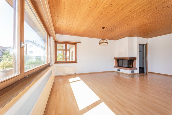 Freistehendes 5,5-Zimmer-Einfamilienhaus mit Wintergarten und attraktivem Grundstück 7