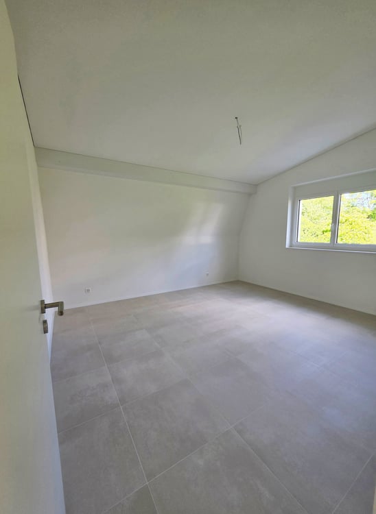 Erstbezug - Exklusive Neubau-Dachwohnung in Eiken 5