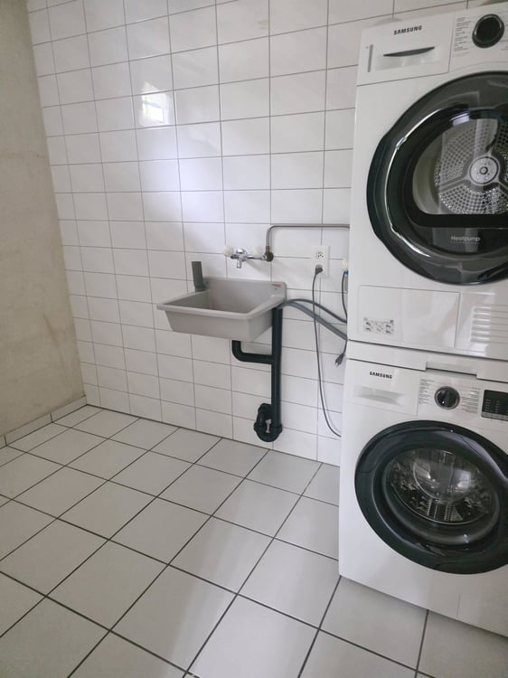 Charmante 4-Zimmer-Maisonette-Wohnung mit Bewilligung für Balkon - zentrale Lage 11