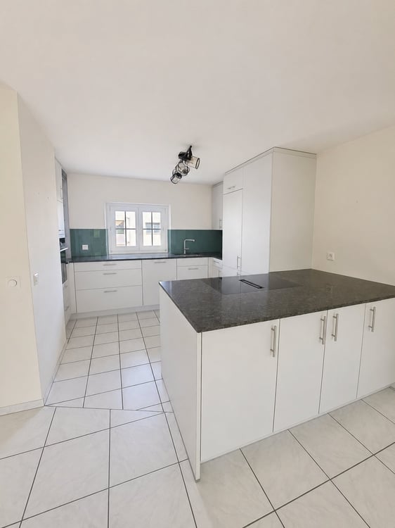 Charmante 4-Zimmer-Maisonette-Wohnung mit Bewilligung für Balkon - zentrale Lage 2