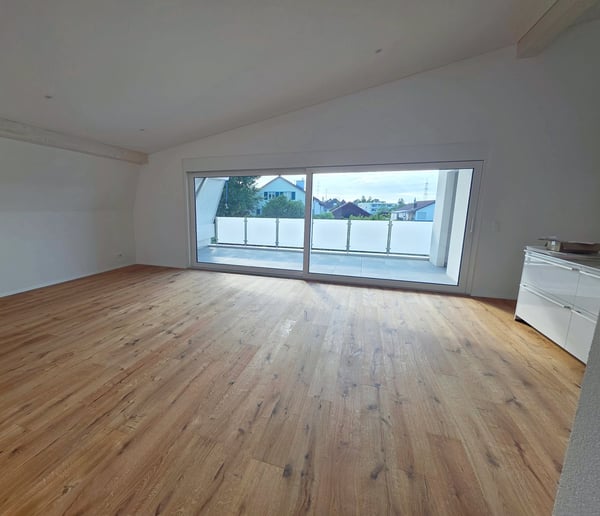Wunderschöne, helle Dachwohnung - Neubau 1