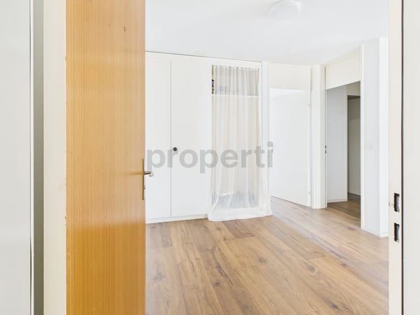 Lichtdurchflutete 1.5-Zimmer-Wohnung in Fribourg mit Balkon 8