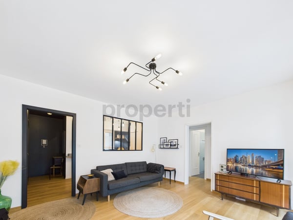 Appartement meublé 1.5 pièces à Lausanne  Rénové, lumineux et idéalement situé  Disponible immédiatement 5