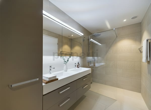 Exklusive 1.5-Zimmerwohnung auf der 27. Etage im