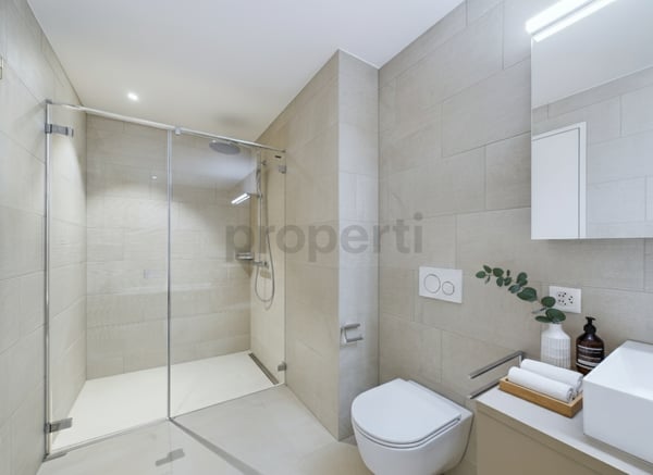 Exklusive 1.5-Zimmerwohnung auf der 27. Etage im