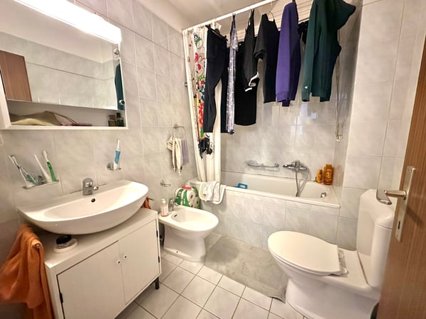 Spazioso appartamento di 1.5 locali molto centrale con balcone a Lugano 6