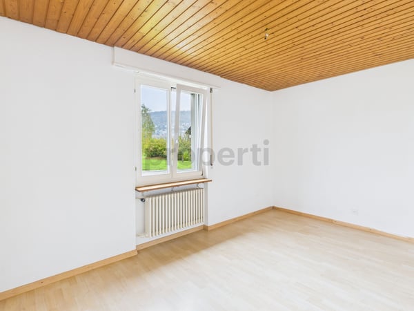 Gepflegtes Mehrfamilienhaus in ruhiger Lage in Full-Reuenthal 6