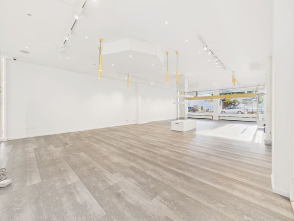 Eccellente locale commerciale nel cuore di Lugano, Canton Ticino 8