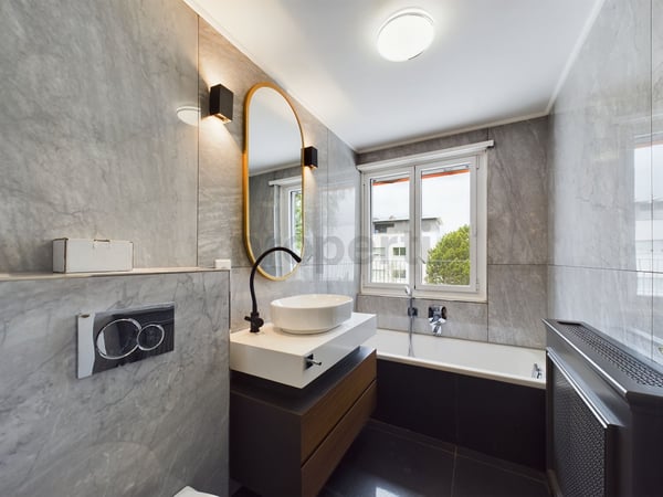 Moderne 1.5 Zimmer-Wohnung mit grosszügiger Terrasse und Garten in Küsnacht 10