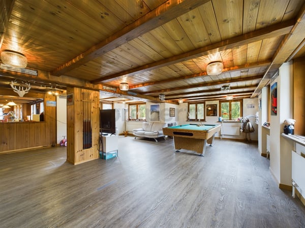 Einzigartiges 7.1-Zimmer-Wohnhaus mit vielseitigen Nutzungsmöglichkeiten in Libingen 6