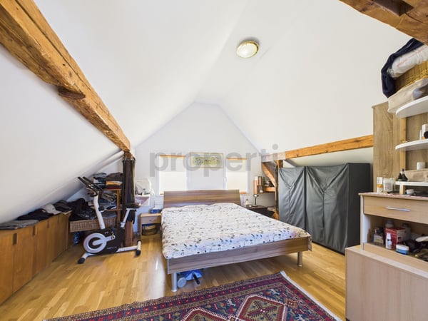 Charmantes und kernsaniertes Haus mit vielseitigen Nutzungsmöglichkeiten 5