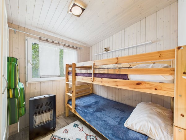 Idyllisches Chalet in Vermes: Entspannung pur in traumhafter Natur! 7