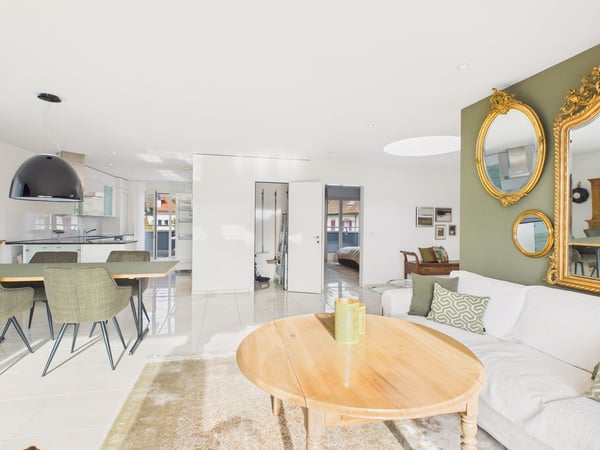 Möblierte 1.5-Zimmer-Attika-Wohnung mit grosser Terrasse und traumhafter Sicht über das Limmattal 1