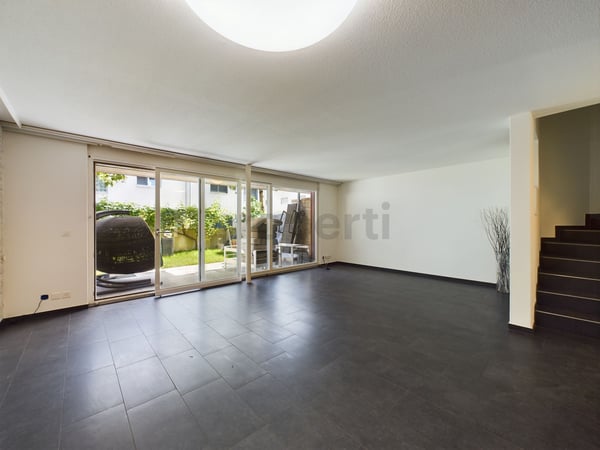 Exklusives 1.5-Zimmer-Reihenhaus in Schlieren 1