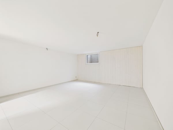 Moderner Gewerberaum mit vielseitigen Nutzungsmöglichkeiten in ruhiger Lage 2