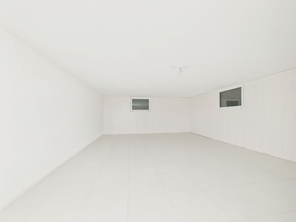 Moderner Gewerberaum mit vielseitigen Nutzungsmöglichkeiten in ruhiger Lage 1