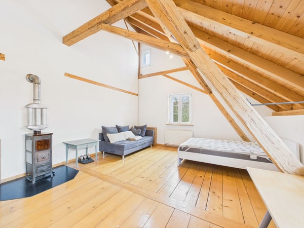 Charmantes 1.5-Zimmer Einfamilienhaus mit grossem Garten in Kaisten 8