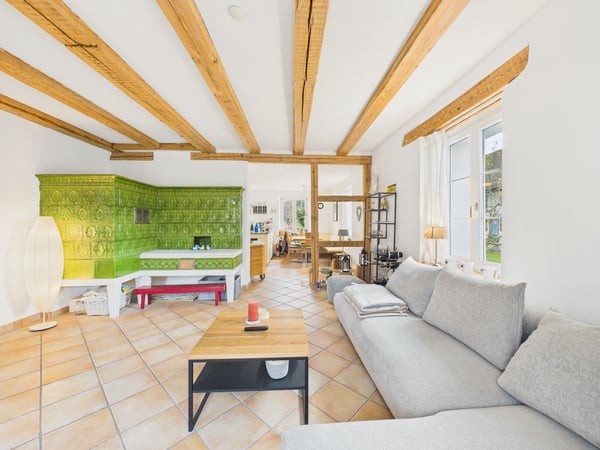 Charmantes 1.5-Zimmer Einfamilienhaus mit grossem Garten in Kaisten 5