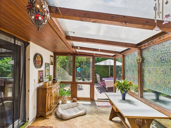 Charmantes 6.1-Zimmer Einfamilienhaus mit schönem Garten in Hofstetten-Flüh 9