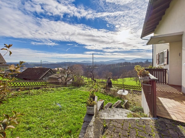 Grosszügiges 2-Zimmer Einfamilienhaus mit Weitsicht in Nuglar - befristet für 2 Jahre 2