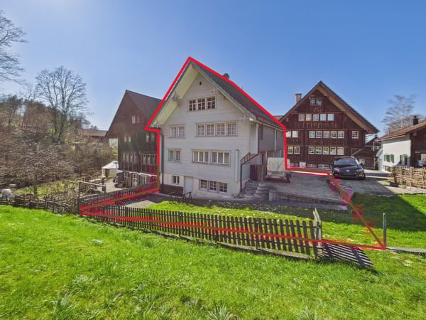 Historischer Charme, moderne Sanierung & Raum für die ganze Familie in Ganterschwil 1
