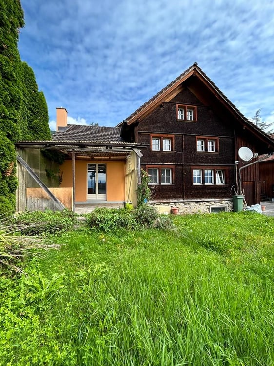 Gemütliches Einfamilienhaus in Rebstein mit Garten 1