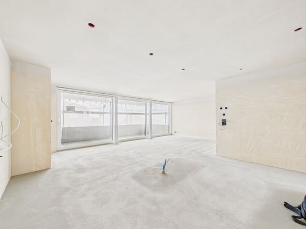 Moderne 1.5-Zimmer Neubauwohnung in Sattel 6