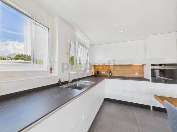 Bellissimo appartamento di 1.5 locali a Pazzallo, TI 4