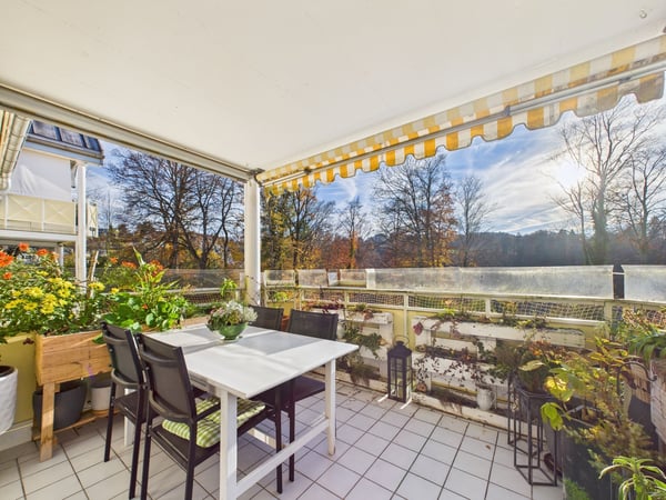 Charmante 1.5-Zimmer Wohnung mit Weitsicht 9