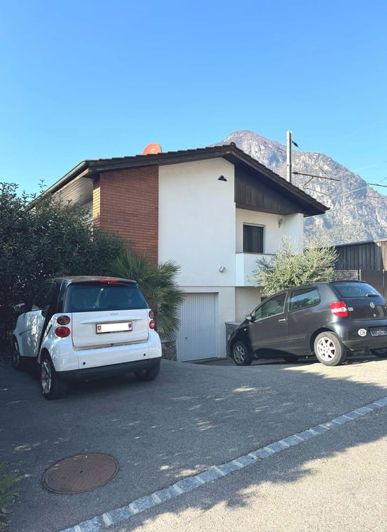Villa unifamiliare ristrutturata con 1.5 locali a Biasca 4