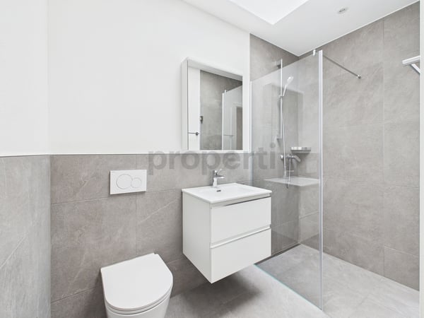 Traumhafte 1.5-Zimmer-Attikawohnung in Huttwil  Starten Sie mit 1 Monat Mietfreiheit 8