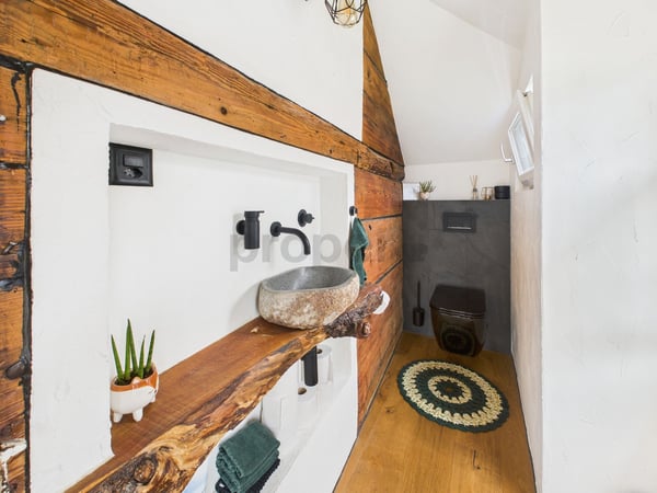 Zeitlos wohnen in Rheineck - stilvoll saniertes Reihenhaus mit Gartenidylle 11