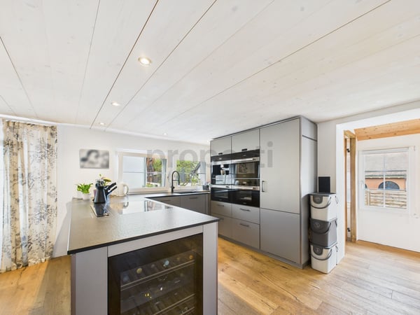 Zeitlos wohnen in Rheineck - stilvoll saniertes Reihenhaus mit Gartenidylle 2