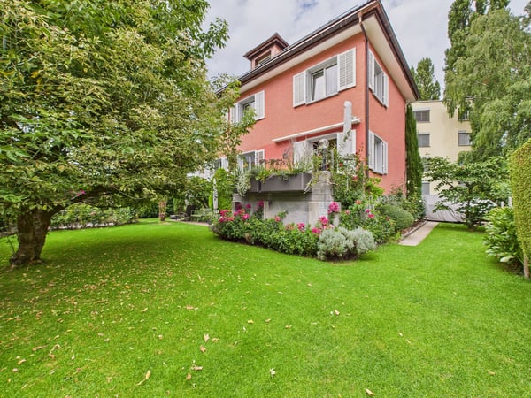 Grosszügiges Einfamilienhaus in Rorschach 1