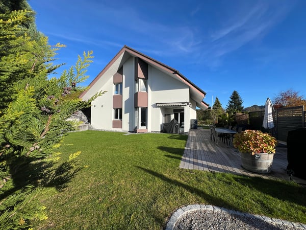 Faszinierendes Einfamilienhaus mit Garten in Bichwil, Kanton SG 1