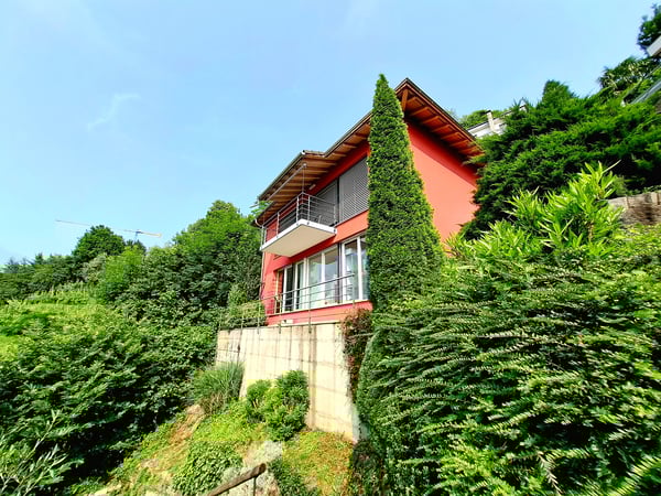 Esclusiva casa monofamiliare di 1.5 locali a Bellinzona, TI con vista mozzafiato 1