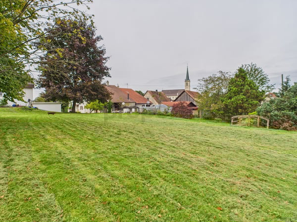 Maison individuelle avec grand terrain à Courgenay 4