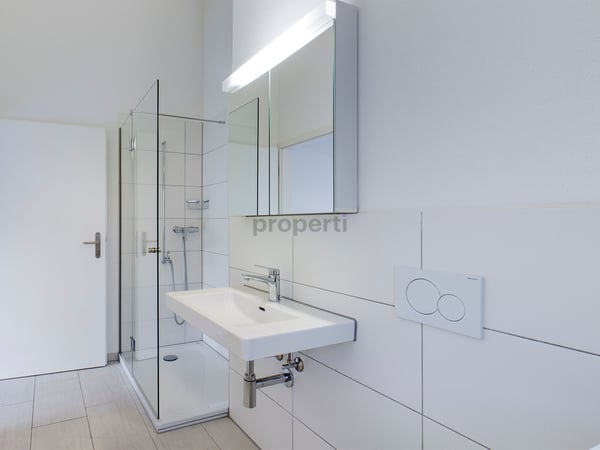 Herrliches Mehrfamilienhaus mit 4 Wohnungen in der idyllischen Region Wynau, Kanton BE 8