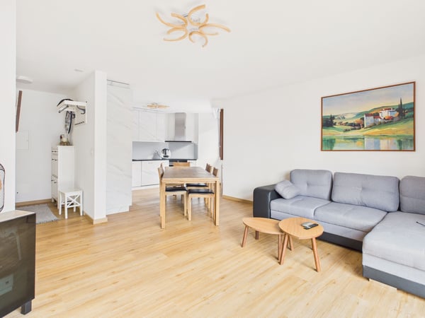 Lumineux apartement de 1.5 pièces avec vue imprenable à Sion (Vissigen) 1