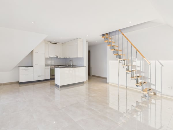 Helle 1.5-Zimmer Wohnung mit traumhafter Terrasse von 30m2 in Derendingen 2