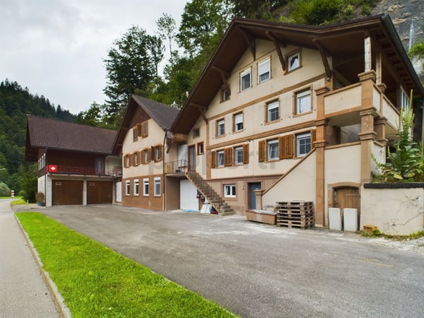 Mehrfamilienhaus in Wiggen mit attraktiver Rendite von 6.5% 1