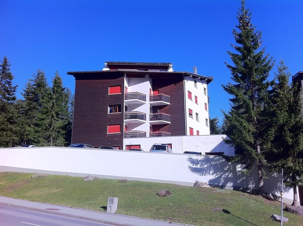 Un spacieux 1.5 avec un grand potentiel de rénovation à Crans-Montana 2