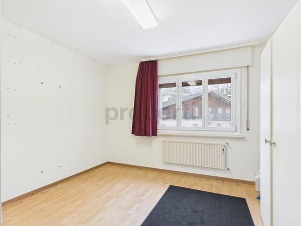 Appartement 1.5 pièces au cSur de Crans VS  charme, espace et potentiel de rénovation 6