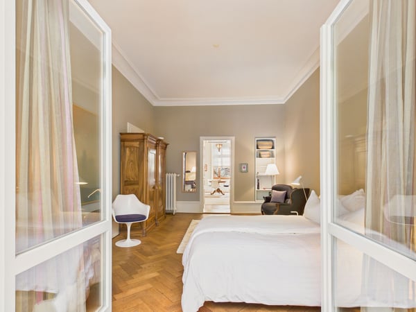 Elegant 1.5-Room Apartment in a Historic Jugendstil Villa in Basel 6